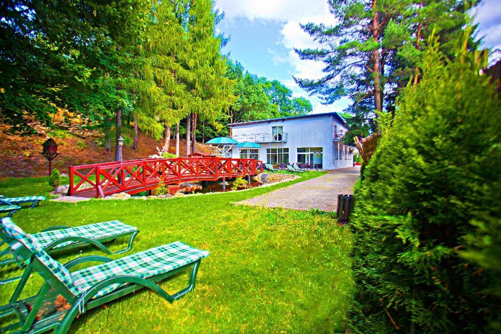 Hotel Pod Jeleniem Сверадув-Здруй Экстерьер фото